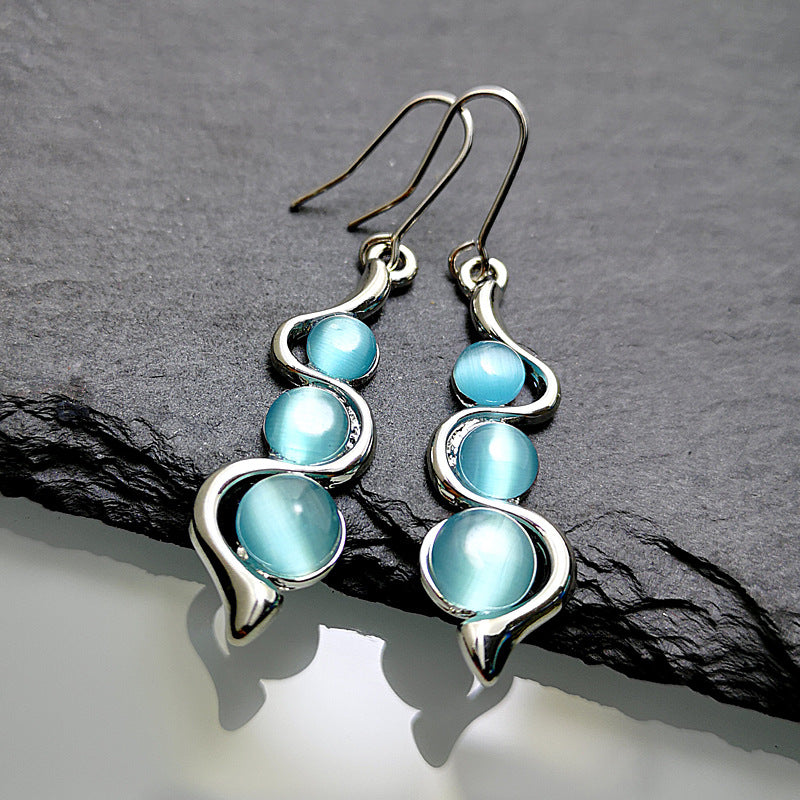Elevate Your Style with Women's Drop - Exquisite, Elegant, and Effortless